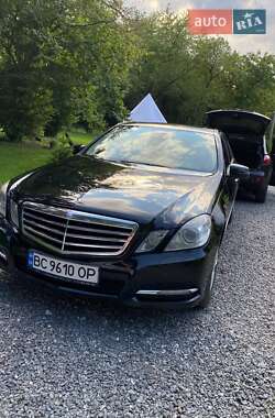 Седан Mercedes-Benz E-Class 2011 в Бродах