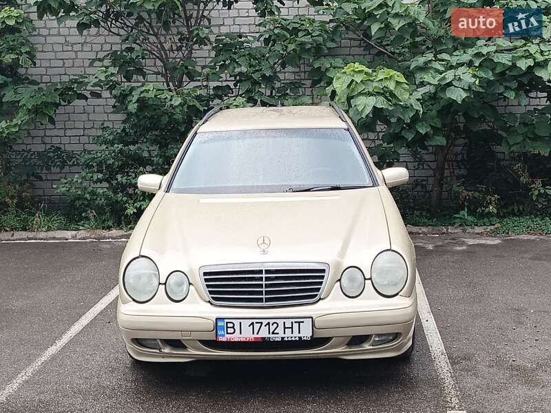 Универсал Mercedes-Benz E-Class 2002 в 