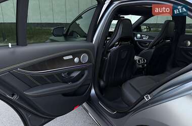 Седан Mercedes-Benz E-Class 2018 в 