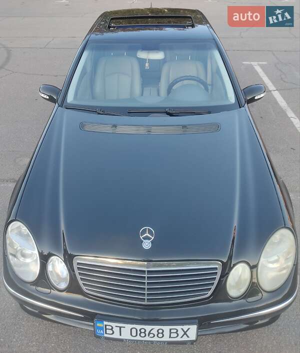 Седан Mercedes-Benz E-Class 2003 в Кривом Роге