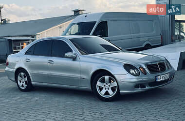 Седан Mercedes-Benz E-Class 2002 в 