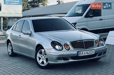 Седан Mercedes-Benz E-Class 2002 в 
