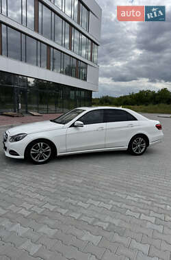 Седан Mercedes-Benz E-Class 2015 в 