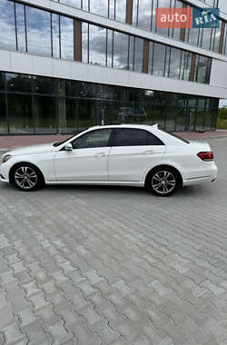 Седан Mercedes-Benz E-Class 2015 в 