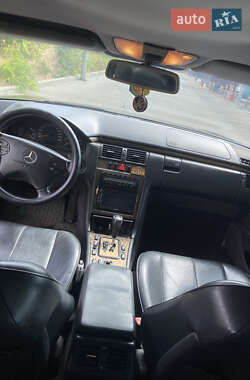 Седан Mercedes-Benz E-Class 2000 в 