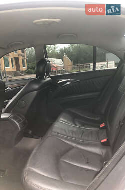 Седан Mercedes-Benz E-Class 2003 в 