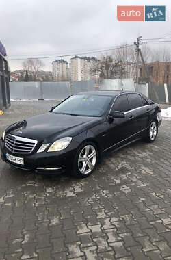 Седан Mercedes-Benz E-Class 2010 в 