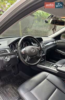 Универсал Mercedes-Benz E-Class 2013 в 
