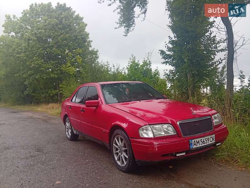 Mercedes-Benz E-Class 1997