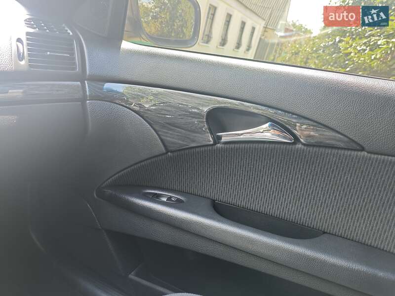 Седан Mercedes-Benz E-Class 2007 в Кропивницком