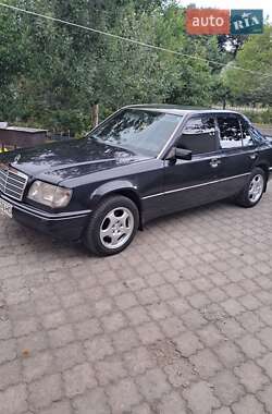 Седан Mercedes-Benz E-Class 1994 в Луцке