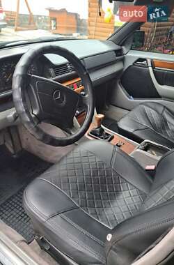 Седан Mercedes-Benz E-Class 1994 в 