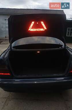 Седан Mercedes-Benz E-Class 2000 в 