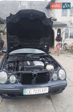 Седан Mercedes-Benz E-Class 2000 в 