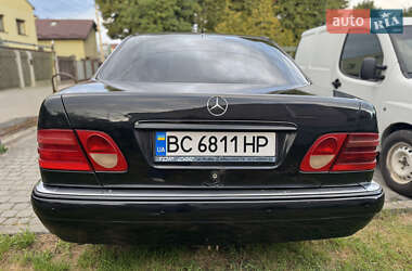 Седан Mercedes-Benz E-Class 1997 в 
