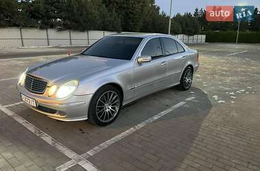 Седан Mercedes-Benz E-Class 2003 в Луцке