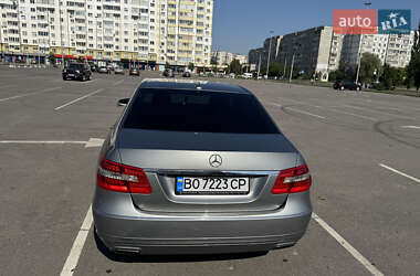 Седан Mercedes-Benz E-Class 2012 в 