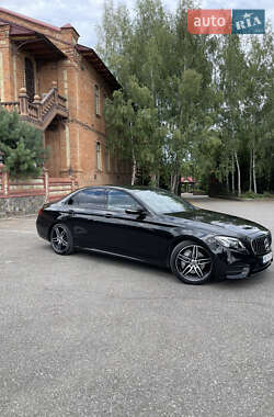 Седан Mercedes-Benz E-Class 2018 в  фото 32 Седан Mercedes-Benz E-Class 2018 в