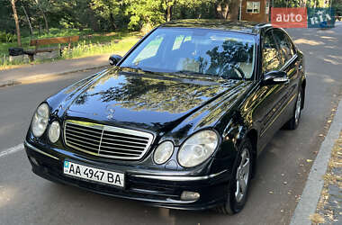 Седан Mercedes-Benz E-Class 2005 в Киеве