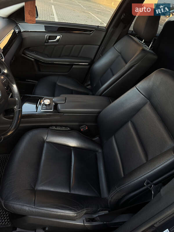 Седан Mercedes-Benz E-Class 2012 в Черновцах фото 7 Седан Mercedes-Benz E-Class 2012 в Черновцах
