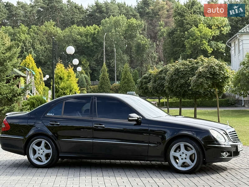 Седан Mercedes-Benz E-Class 2006 в Луцке