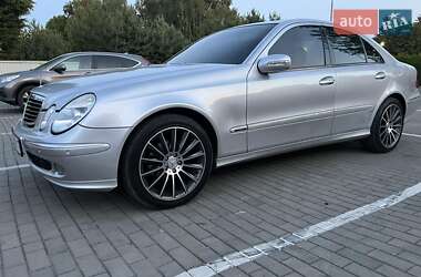 Седан Mercedes-Benz E-Class 2003 в 