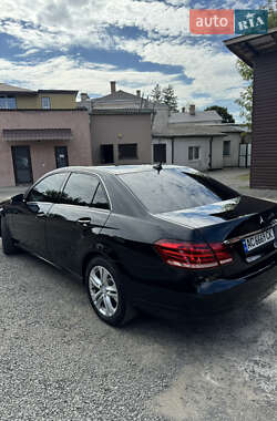 Седан Mercedes-Benz E-Class 2010 в 