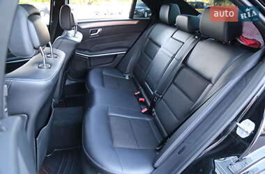 Седан Mercedes-Benz E-Class 2016 в 