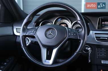 Седан Mercedes-Benz E-Class 2016 в 