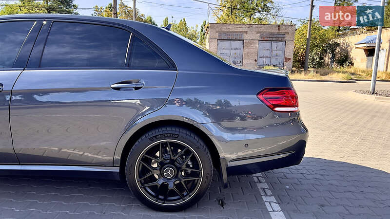 Седан Mercedes-Benz E-Class 2014 в Кривому Розі