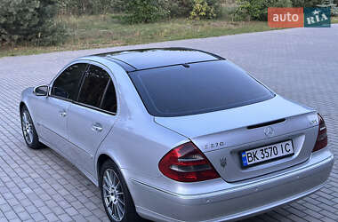Седан Mercedes-Benz E-Class 2002 в 