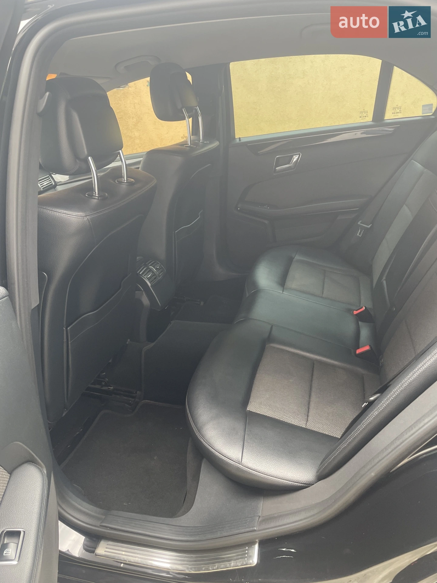 2010 Mercedes-Benz E-klasse - мініатюра 10