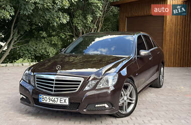 Седан Mercedes-Benz E-Class 2009 в 