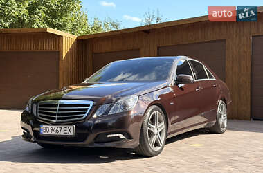 Седан Mercedes-Benz E-Class 2009 в 