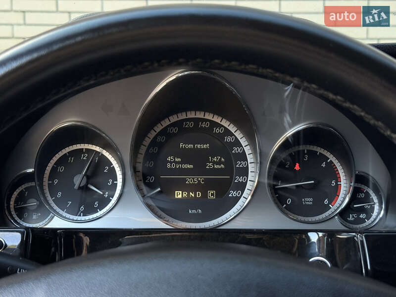 Седан Mercedes-Benz E-Class 2009 в Тернополе