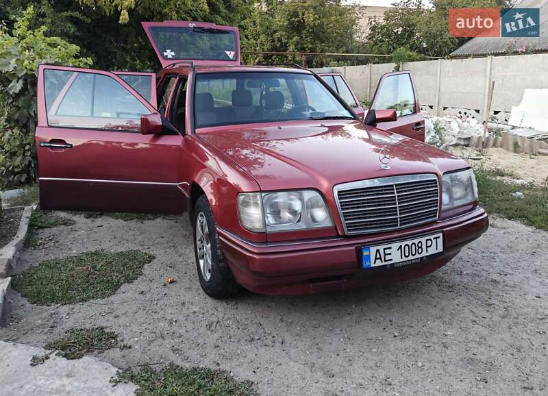 Mercedes-Benz E-Class 1994
