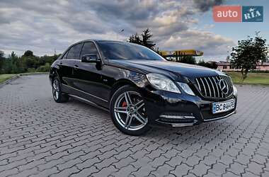 Седан Mercedes-Benz E-Class 2011 в Бродах