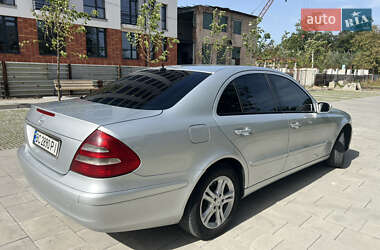 Седан Mercedes-Benz E-Class 2005 в 