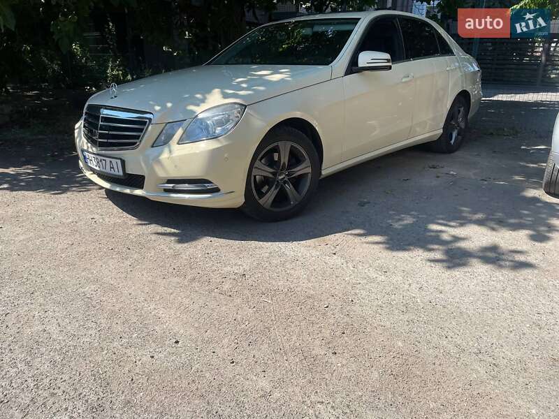 Седан Mercedes-Benz E-Class 2012 в Чорноморську