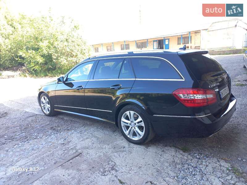Универсал Mercedes-Benz E-Class 2011 в Ровно