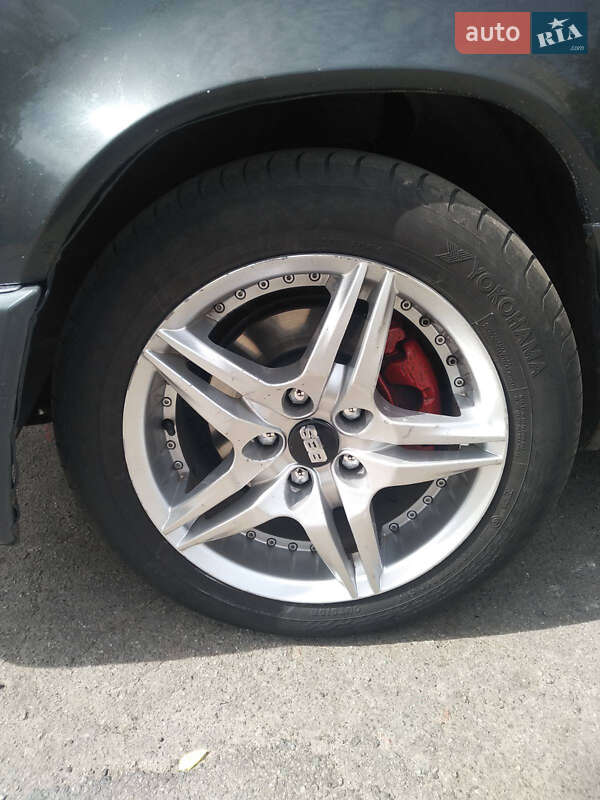 Седан Mercedes-Benz E-Class 1990 в Києві