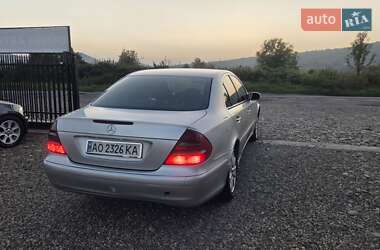 Седан Mercedes-Benz E-Class 2002 в 