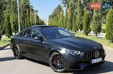 Седан Mercedes-Benz E-Class 2021 в 