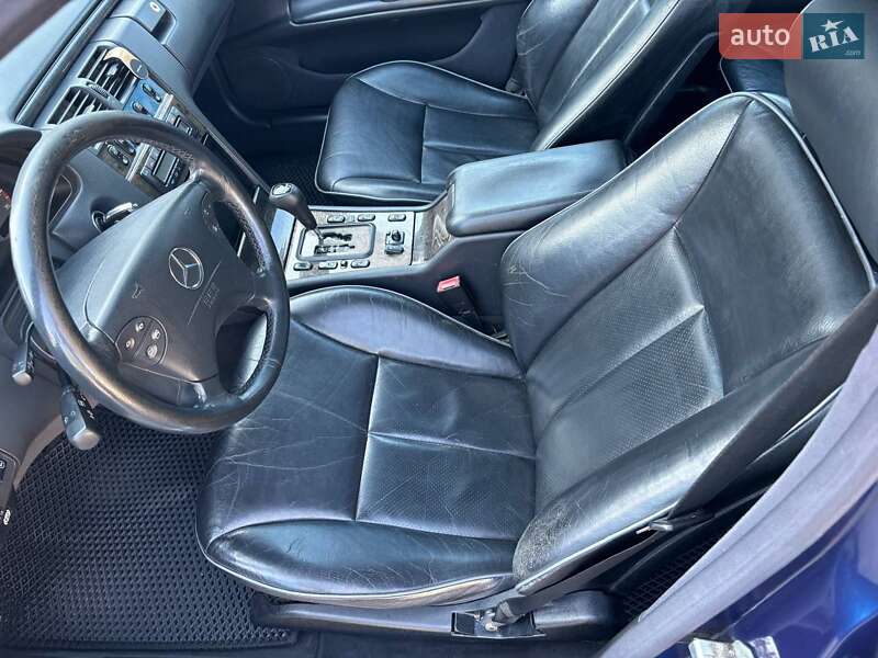 Седан Mercedes-Benz E-Class 2000 в Києві
