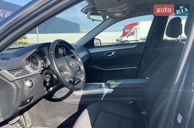Седан Mercedes-Benz E-Class 2012 в 