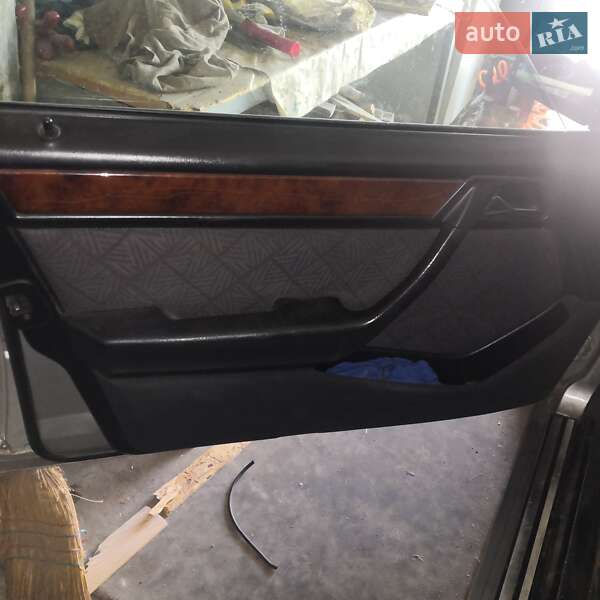 Седан Mercedes-Benz E-Class 1994 в Измаиле