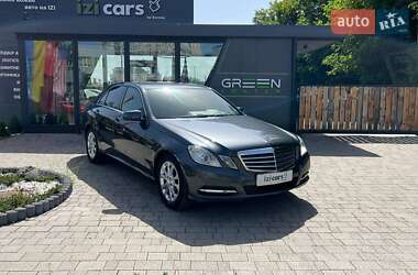 Седан Mercedes-Benz E-Class 2012 в Львові