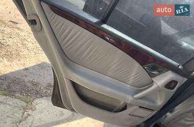 Седан Mercedes-Benz E-Class 1997 в 