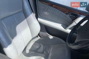 Седан Mercedes-Benz E-Class 1997 в 