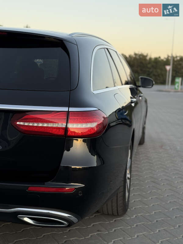 Универсал Mercedes-Benz E-Class 2017 в Каменец-Подольском